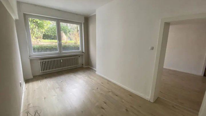 In traumhafter Lage: Düsseldorf-Oberkassel - vielseitig nutzbares Mehrfamilienhaus