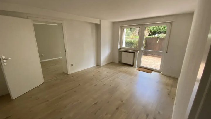 In traumhafter Lage: Düsseldorf-Oberkassel - vielseitig nutzbares Mehrfamilienhaus
