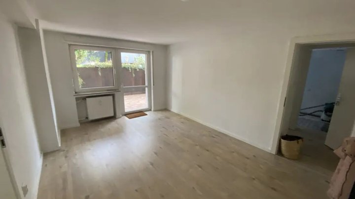 In traumhafter Lage: Düsseldorf-Oberkassel - vielseitig nutzbares Mehrfamilienhaus